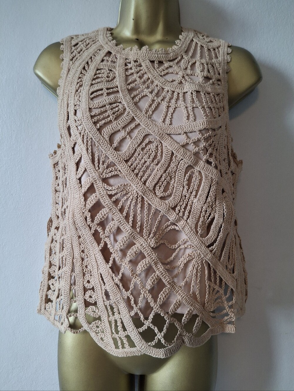 Sleeveless Crochet Lace Overlay Tank Top - Blush Pink